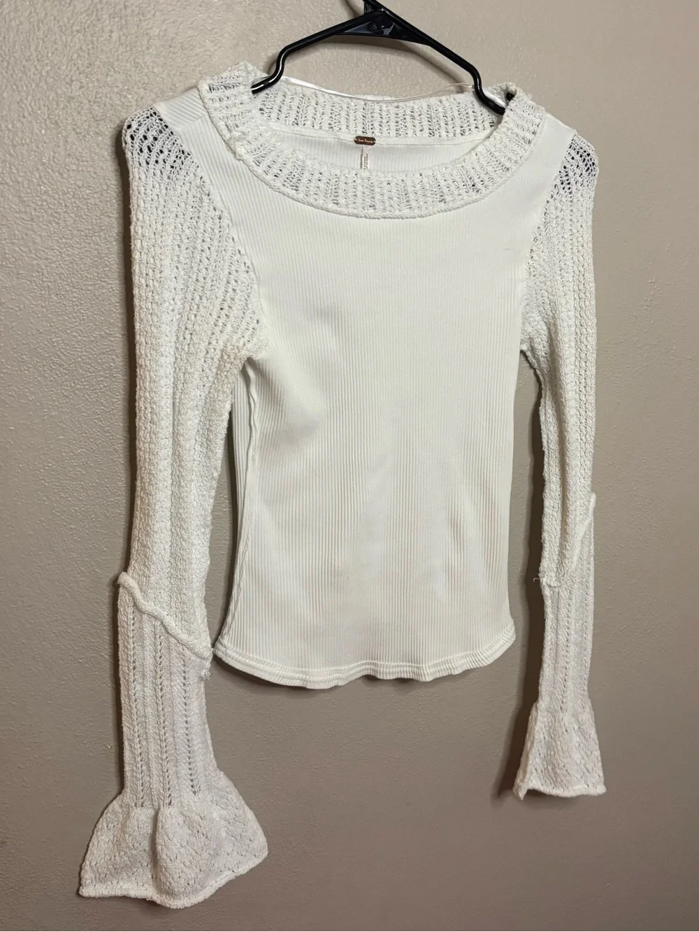 Women’s Free People White Knit Long-Sleeve Top S